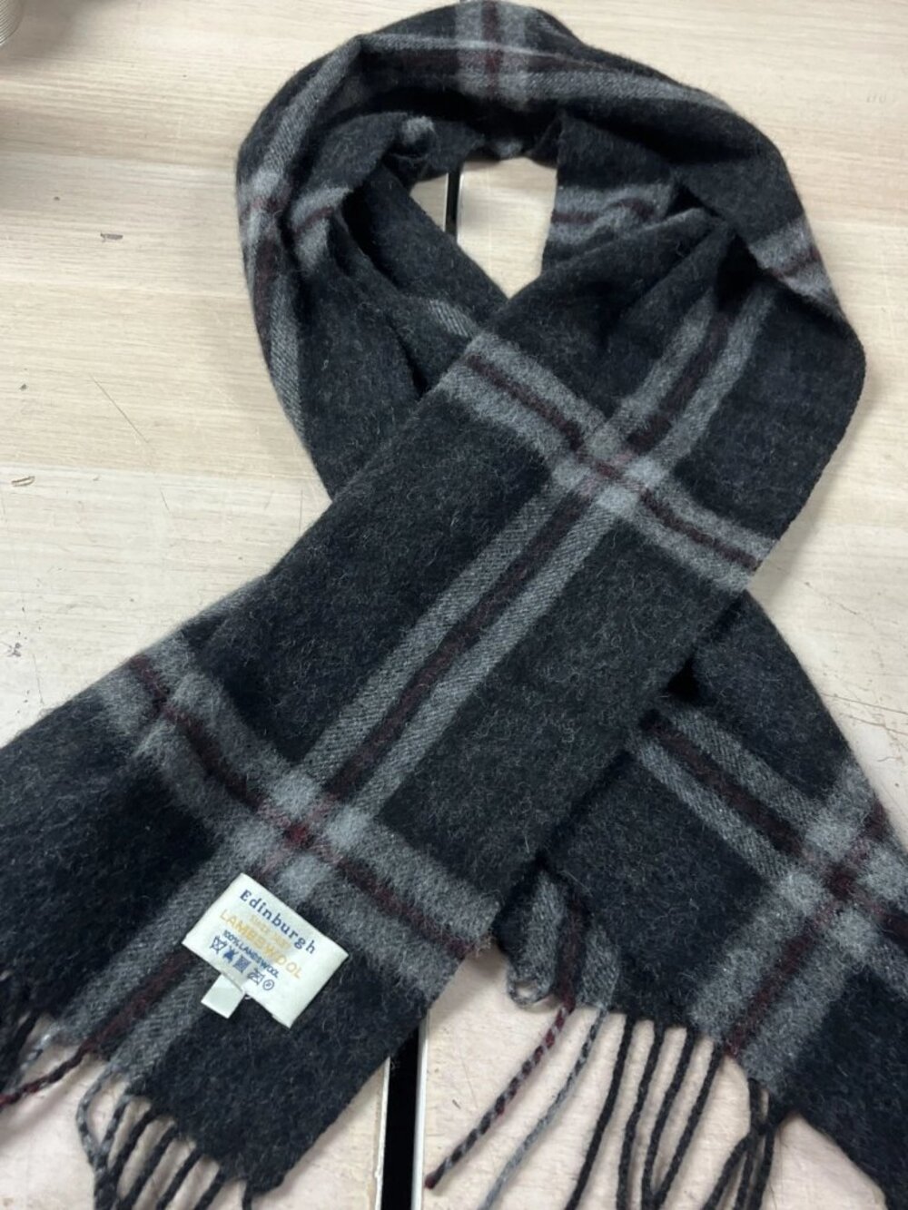 edinburgh lambswool scarf grey black 54" x 12"